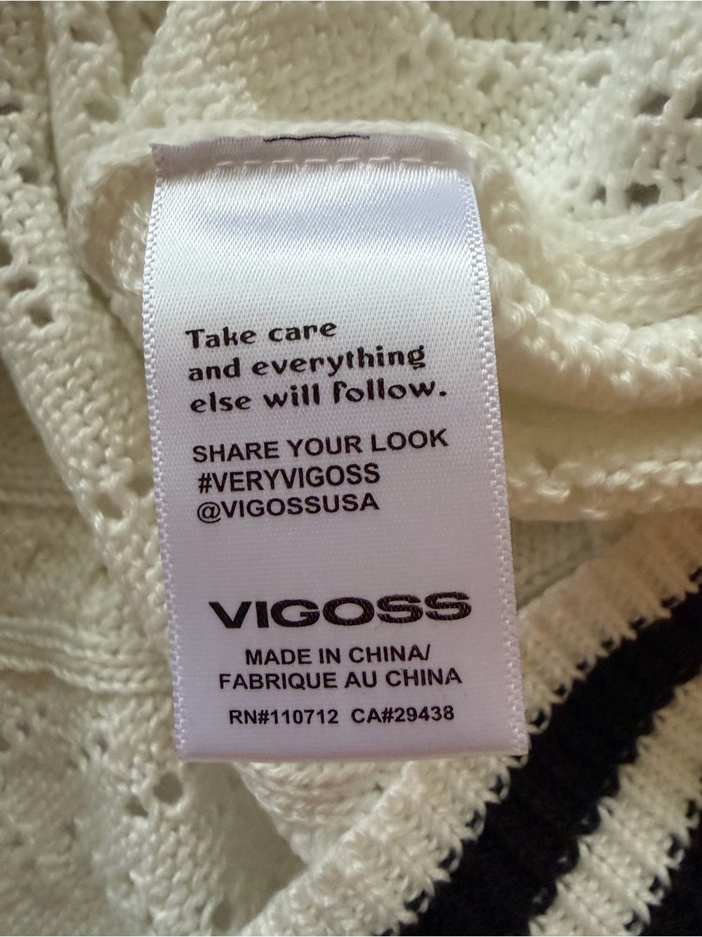Like New, Vigoss, Size M, White Knit Short-Sleeve Sweater with Black Stripe Trim - Picture 9 of 15